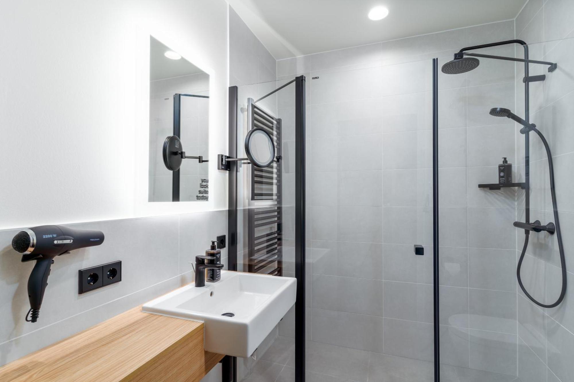 Limehome Krems Undstrasse Exterior photo
